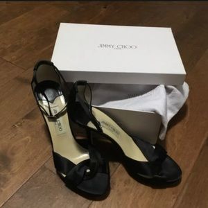 Jimmy Choo black satin macy stiletto heels SZ 41